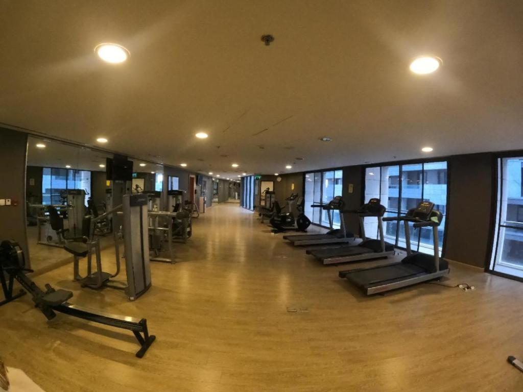 Al Fares Luxury Furnished Apartment-Damac Tower Esterno foto