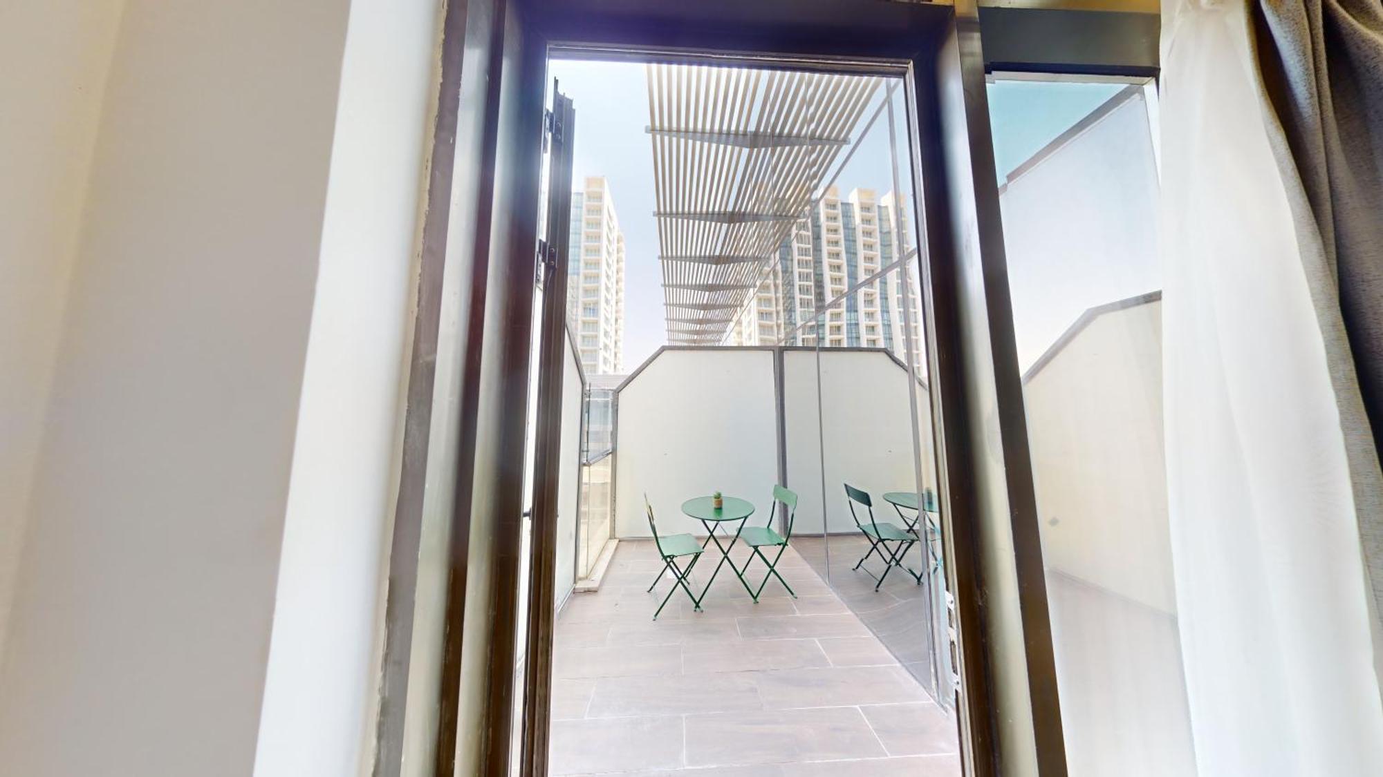 Al Fares Luxury Furnished Apartment-Damac Tower Esterno foto