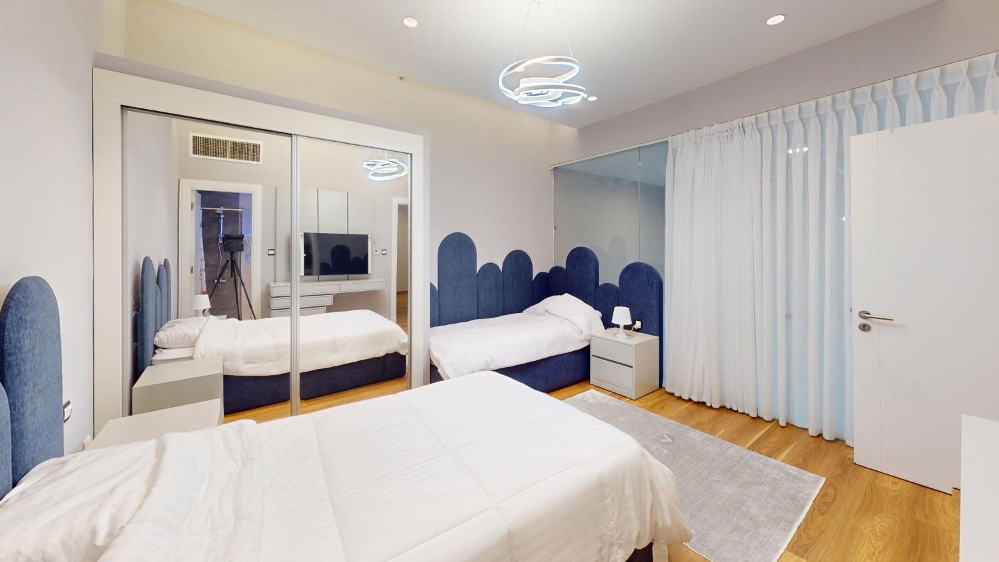Al Fares Luxury Furnished Apartment-Damac Tower Esterno foto